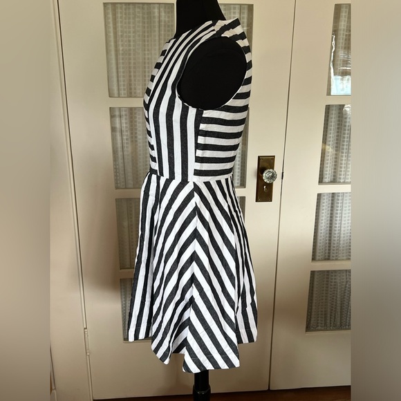 Kate Spade Saturday Striped Dress - Picture 3 of 7